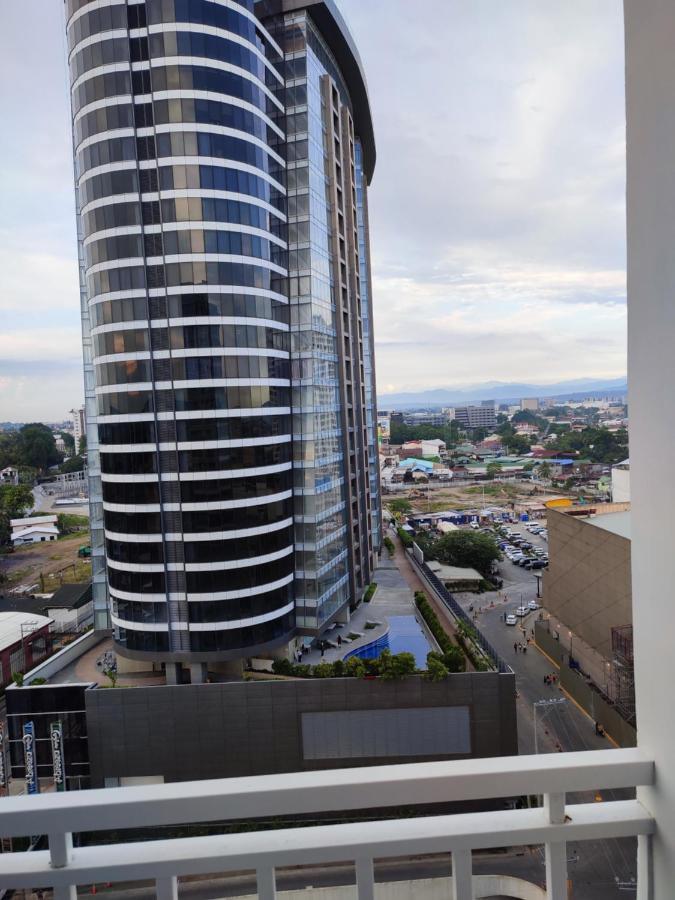 Aparthotel Inspiria Davao Stadt Exterior foto